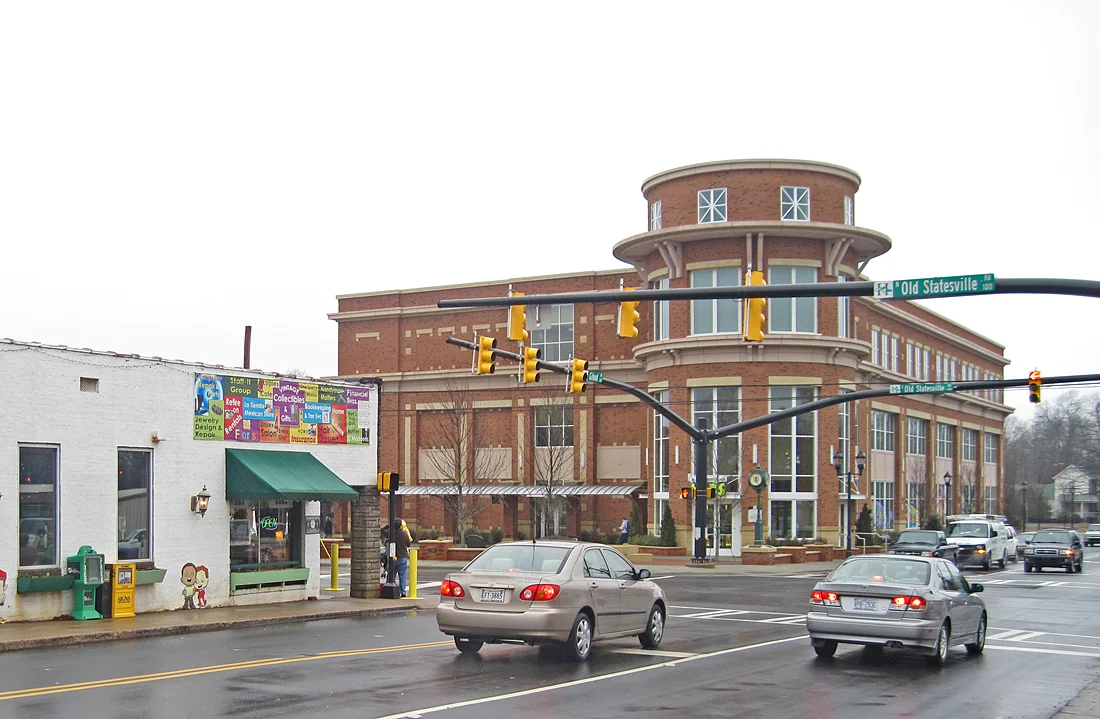 Simple, stress-free, and fast moves for families and businesses across Huntersville, NC